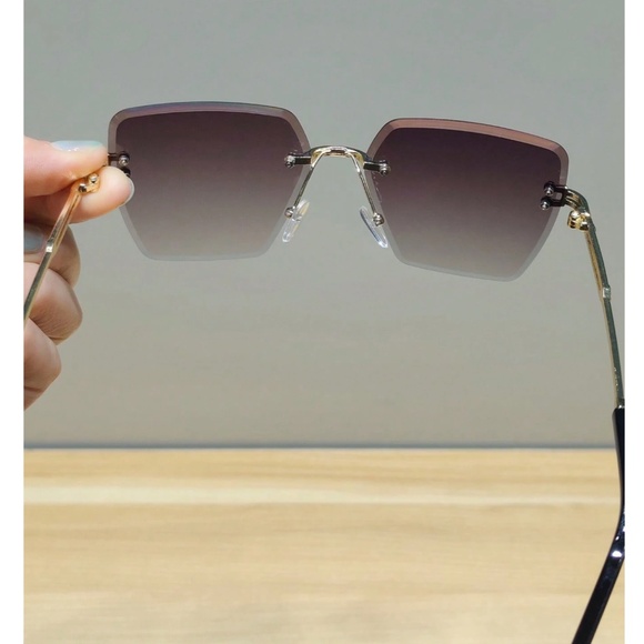 Classic Gradient Square Bug eye Sunnies Sunglasses